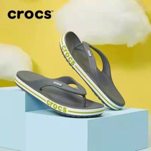 Crocs Bayaband Flip รองเท้าCrocsแตะหนีบสีชมพูเข้มเหมาะมากสำหรับผู้หญิง M4----M7 ใส่สวยทันสมัยใช้ดี รองเท้าเบาพื้นนุ่มใส่สบาย สินค้าตรงปก 100% จัดส่งไว 1-3 วันได้รับของ