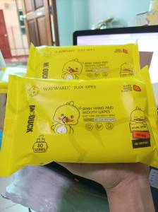 ทิชชู่เปียกน้อนผึ้ง ขายแบบห่อ 1ห่อ ทิชชู่เปียกเป็ด (เป็ด) 1 แพค 80 แผ่น คุ้มมากก ใช้ได้ยาวๆ ฟู๊ดเกรด เด็กใช้ได้ แพคเกจใหม่เลยค่ะ  มีบร