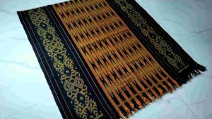 Kain Tenun Etnik Jepara: Souvenir, Dekorasi & Blanket Murah