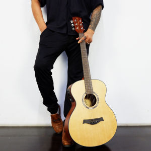 Gitar Akustik Elektrik 40 Inch Roundway Senar String Lespoir L-SP40D-EQ