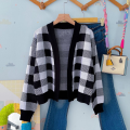kotak crop cardigan rajut wanita korean style terbaru kekinian viral / baju rajut model terbaru / baju atasan wanita switer rajut import korea / atasan rajut wanita / rajut wanita tebal premium lengan panjang. 