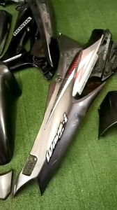 ชุดสี เวฟWAVE125R(กุญแจใหญ่) เทา ตัด ดำ พร้อมติดลาย 12ชิ้น เต็มชุด ลูกค้าสามารถเลือกลายได้ทักแชทเลยคะ