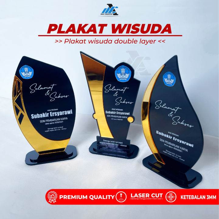 Plakat Wisuda Akrilik Gold Timbul Plakat Wisuda Penghargaan Custom