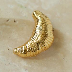 GIFTLOOM Silver Croissant Brooch Vintage Alloy Metal Clothes Pin Personality Korean Style Gold Brooch Girls