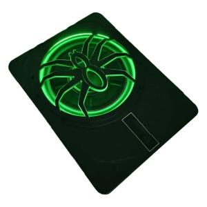 ประหยัดพื้นที่กล่องเสียงเบส Underseat ขั้นสูง800W พร้อมแอมพลิฟายเออร์การกระจายความร้อนที่มีประสิทธิภาพและควบคุมระดับเบสระยะไกล