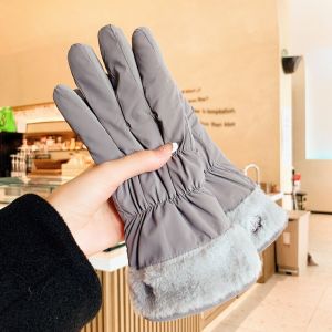 GENENIC Thicken Winter Plush Gloves Skiing Warm Five Finger Gloves Simple Soft Heart Embroidery Gloves Girls