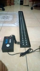 lampu tanningTEMPEL(HOOK)sebaris birusebaris putih 72watt/100cm &80 watt/120cm