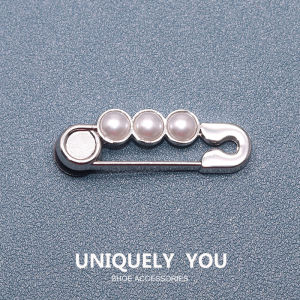 JIBBITZ cross charms ตัวติดรองเท้า หัวใจดำ Pearl Pin ตัวติดรองเท้า cross