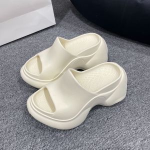 ali9 รองเท้าแตะพื้นหนาสำหรับผู้หญิง  2024 ใหม่ที่นิยมในโลกออนไลน์ 10cm รองเท้าแตะเพิ่มความสูงรองเท้าแตะแฟชั่นฤดูร้อน