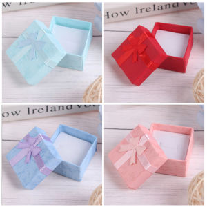 Tempat Cincin Gelang Hadiah Valentine Ulang Tahun H001