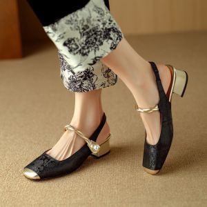 [Free Shipping] One-Strap Sandals With A Closed-Toe Design 2025 Summer Collection Chinese-Style New Arrivals Perfect With Dresses Fashionable Pearl-Embellished WomenS Shoes