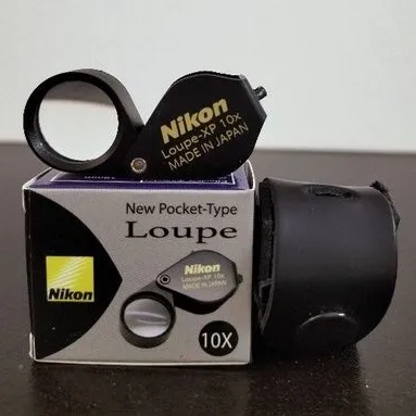 Nikon Präzisionslupe 10x – Klappbare Taschenlupe Mit Trageöse Für Detailgenaue Betrachtung