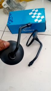 Spion Desain Klasik & Berkualitas Tinggi untuk Kendaraan