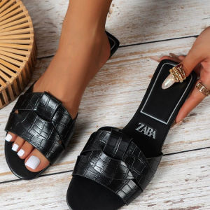[Free Shipping] 2025 Summer New Style Square-Toed Cross-Strap Flat Simple WomenS Sandals For Outdoor Wear Slippers For Women Slper