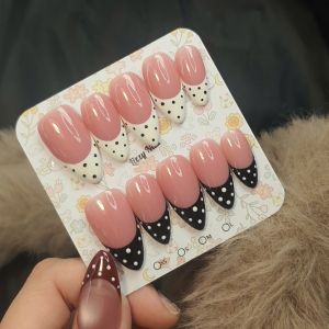 Lizzy Nail AL021 – Nailbox Móng Úp Thạch Hồng Chấm Bi Set 10 Móng Giả Press On Nails Almond / Medium Stiletto
