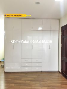 Tủ Nhựa Đài Loan (Cao 2m4 Ngang 2m45 Sâu 47cm) Khung Màu Óc Chó Cánh Trắng 699