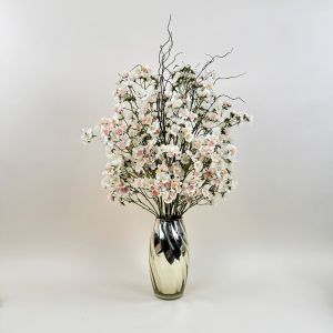Akara Dokmaii แจกันซากุระปลอมขนาดใหญ่ Artificial Sakura vase