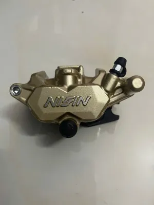 Heo dầu nissin thái hàng mới có trầy xước nhẹ Đồ Chơi Xe Giá Sỉ 1598118814
