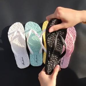 Massage-Soled Flip-Flops For Women Student Sandals Summer Fashion New Style Slippers Home Floral Beach Sandals