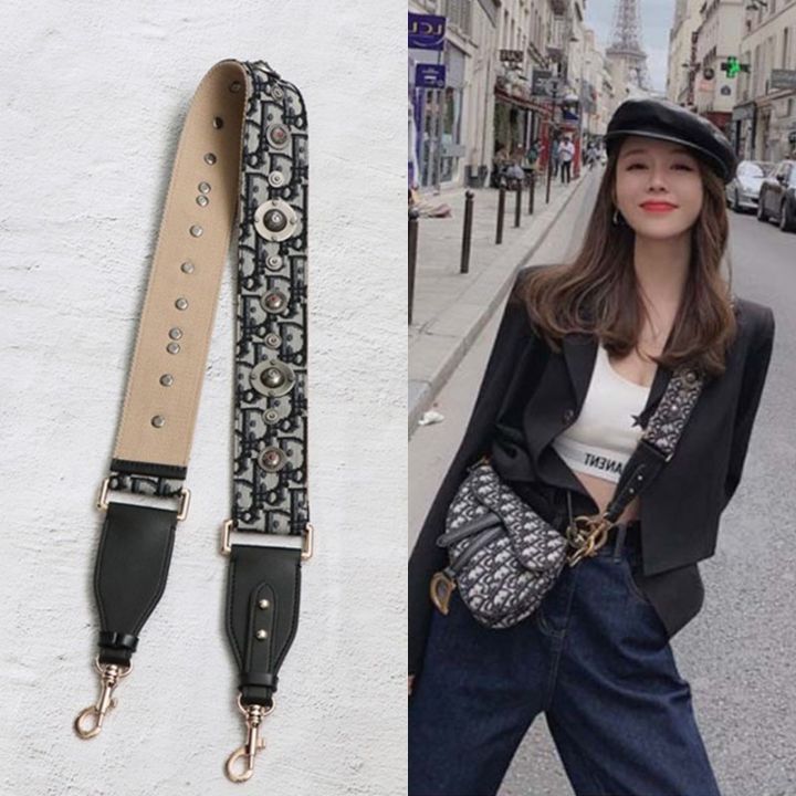 Bottega Veneta Knot Clutch Bag on Strap | Neiman Marcus-thunohoangphong.vn
