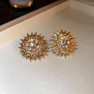 เข็มกลัดสีเงินประดับด้วยการเจาะต่างหูดอกไม้แสงอาทิตย์ความคิดสร้างสรรค์การออกแบบของผู้หญิง ที่ปิดหู