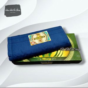 Sarung Pria Wadimor Motif Bali Hitam Kembang Seragam