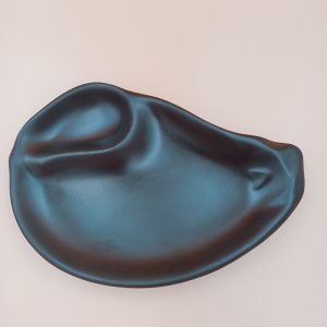 Đĩa Nhựa Đen Melamine Hình Tai Có Ngăn Để Gia Vị Phong Cách Hàn Quốc Nhật Bản cao cấp