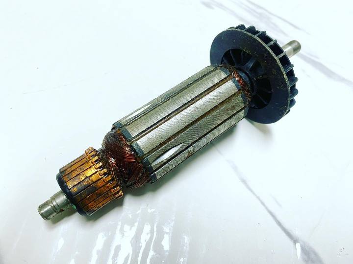 [พร้อมส่ง] อะไหล่ ทุ่น armaturer เครื่องเจียร์ 4" Black & Decker รุ่น ...