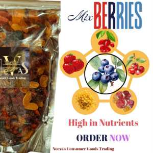 Dried Mix Berries with Golden Raisins