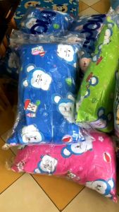 หมอนหนุนลายการ์ตูน