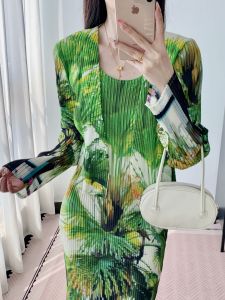 KESHANGYI Miyake style pleated palm leaf printed camisole dress + cardigan jacket summer breathable elastic suit womens clothing
