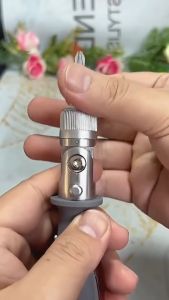 Tua vít vạn năng trợ lực xoay 180 độ bộ 10 đầu vít từ tính chống gỉ sét