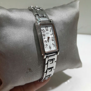 Đồng hồ nữ Nhật ingénu Alba mặt hình chữ nhật second hand