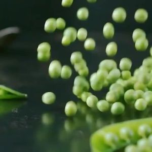 【Buy 1 Take 1】100g Green Peas Roasted Green beans Garlic Flavour