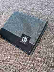 Dompet Pria Kanvas Desain Modern Polos Warna Navy Blue