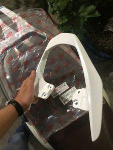 Cảng sau/ Tay dắt zin hãng Yamaha xe Exciter 135 đời 2020.
