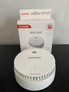 Đầu báo khói độc lập không dây Dahua DHI-HY-SA20A. Dùng phát hiện và cảnh báo sớm sự cố hỏa hoạn