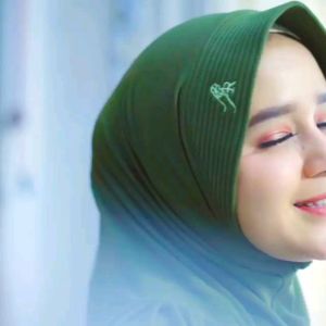 Jilbab hijab kerudung bergo krudung wanita dewasa jersey instan terbaru new terlaris terkini modern kekinian murah viral 2022 Arrafi AR 486 adem mudah di bentuk cantik pet antem bahan stella ori premium cantik bayar di tempat COD gratis ongkir