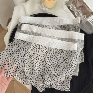 DOI4RE แถบลายทาง กางเกงในบ็อกเซอร์ผ้าไหมน้ำแข็ง บางและบาง ดูผ่าน ชุดชั้นในสำหรับผู้ชาย ง่ายๆ ไร้รอยต่อไร้รอยต่อ กางเกงบ็อกเซอร์พิมพ์ลายเสือดาว ตัวผู้ผู้