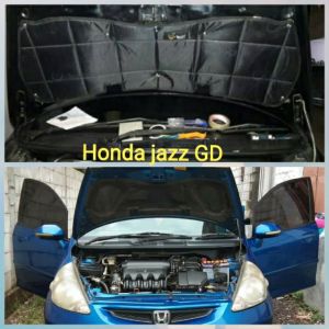 peredam panas dan suara kap mobil Honda jazz GD 2001-2007