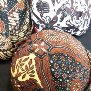 Blangkon Anak: Nyaman & Aman untuk Si Kecil