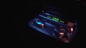 Bluetooth Headset TWS WirelessNoise Canceling In-Ear Gaming Headphones with Digital Display F9-5cBinaural