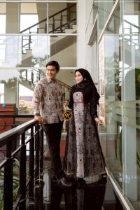 Baju Couple Pasangan Terbaru 2025 Batik Gamis Kebaya Kapel Keluarga Suami Istri Batik