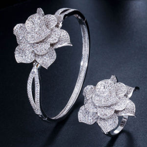 Sequito quý vàng vàng bạc Vòng tay màu sắc Bộ trang sức đầy đủ Micro lát nhỏ rực rỡ AAA Zircon lập phương hoa sang trọng Bangle Bộ nhẫn cho đính hôn đám cưới phụ kiện sj374