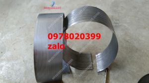 Sàng nghiền bột lắp máy xát lúa nghiền hạt ngôcám gạosắn nhỏ mịn