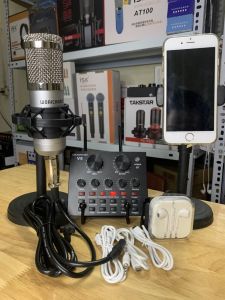 Combo 5 món Bộ mic hát thu âm livestream soundcard V8 và mic Bm900 có dây  kèm tai nghe giá đỡ mic và giá đỡ điện thoại