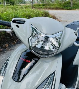 Viền đèn trước Vision (Viền đèn pha) Cacbon và Xi cho xe Honda Vision 2021-2023 2023 Chống Va Đập- chính hãng Artistar