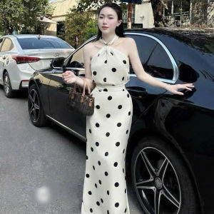 Set tiểu thư dự tiệc đồ công sở nữ set thiết kế đi tiệc cao cấp áo cổ Yếm chấm bi to mix chân váy dài thanh lịch