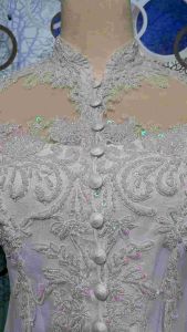 Atasan Kebaya Wisuda: Kebaya Kerah Syanghai & Kebaya Full Payet