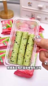 西瓜夹心蛋卷鸡蛋饼干 Watermelon Filled Egg Roll Egg Biscuits